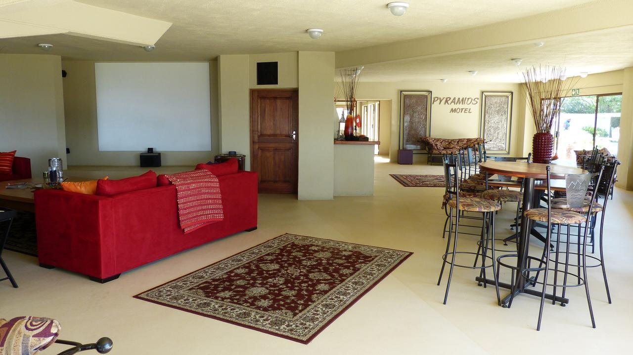 Pyramids Motel Van Reenen Экстерьер фото