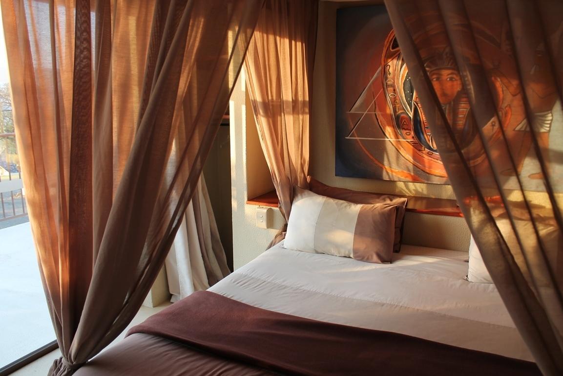 Pyramids Motel Van Reenen Экстерьер фото